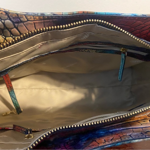 Multicolor Crocodile Embossed Women's Bag - Picture 5 of 6